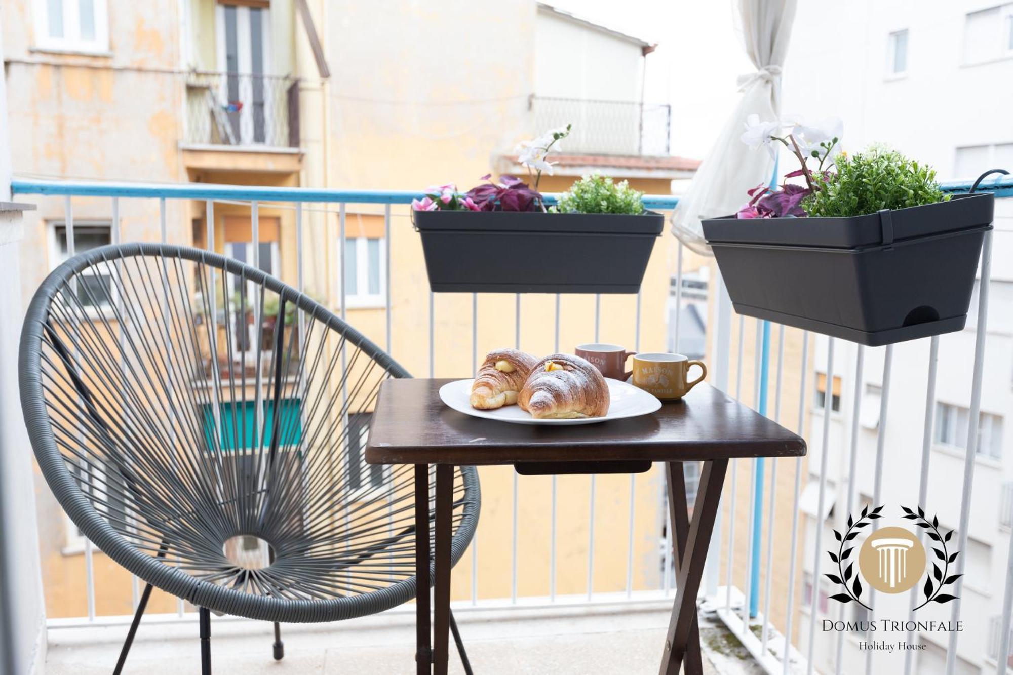 Domus Trionfale - 8 Min Walk To Vatican, 500mt To Metro A, A-c Apartment